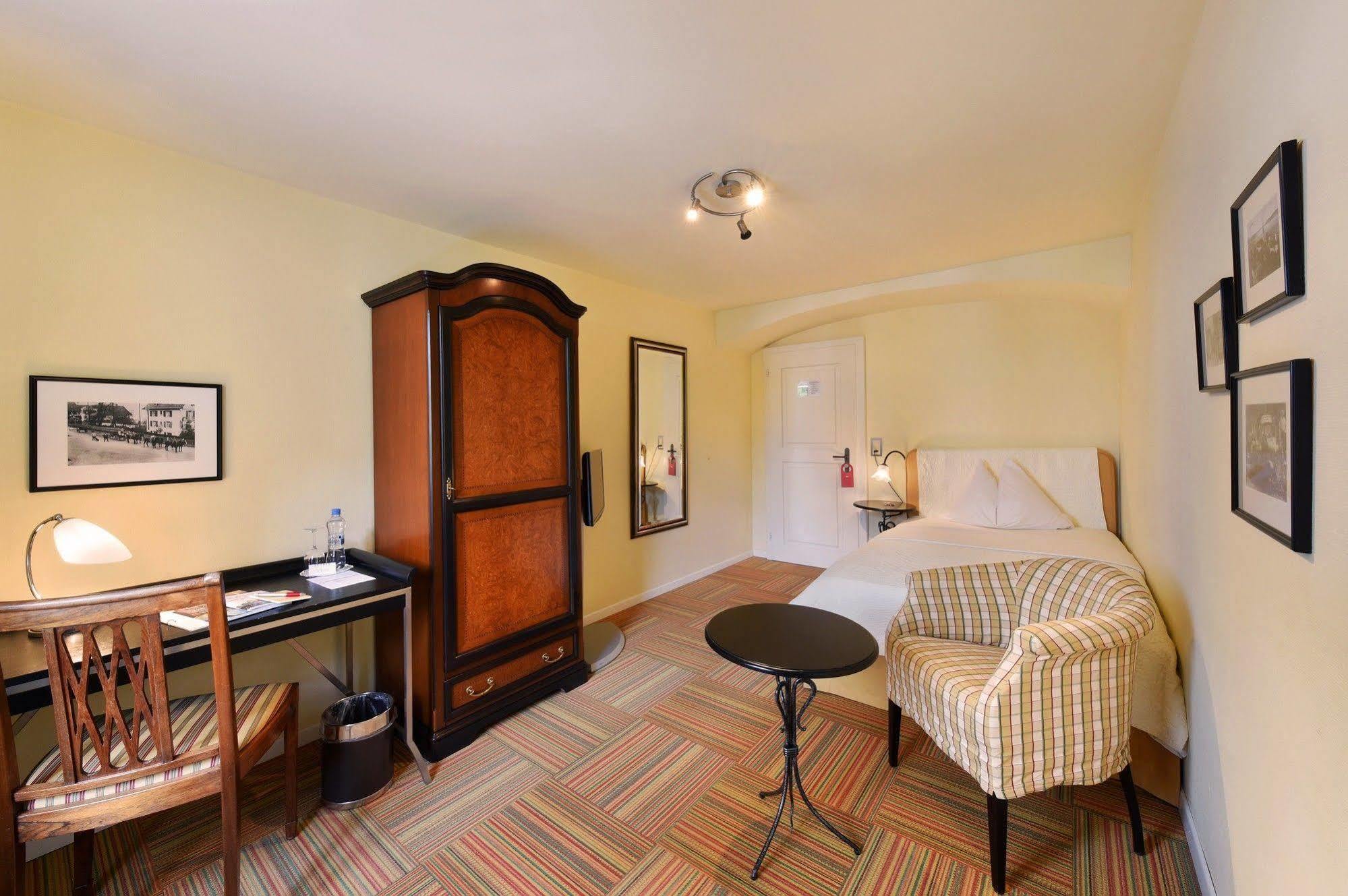 Romantik Hotel Schwan Horgen Dış mekan fotoğraf