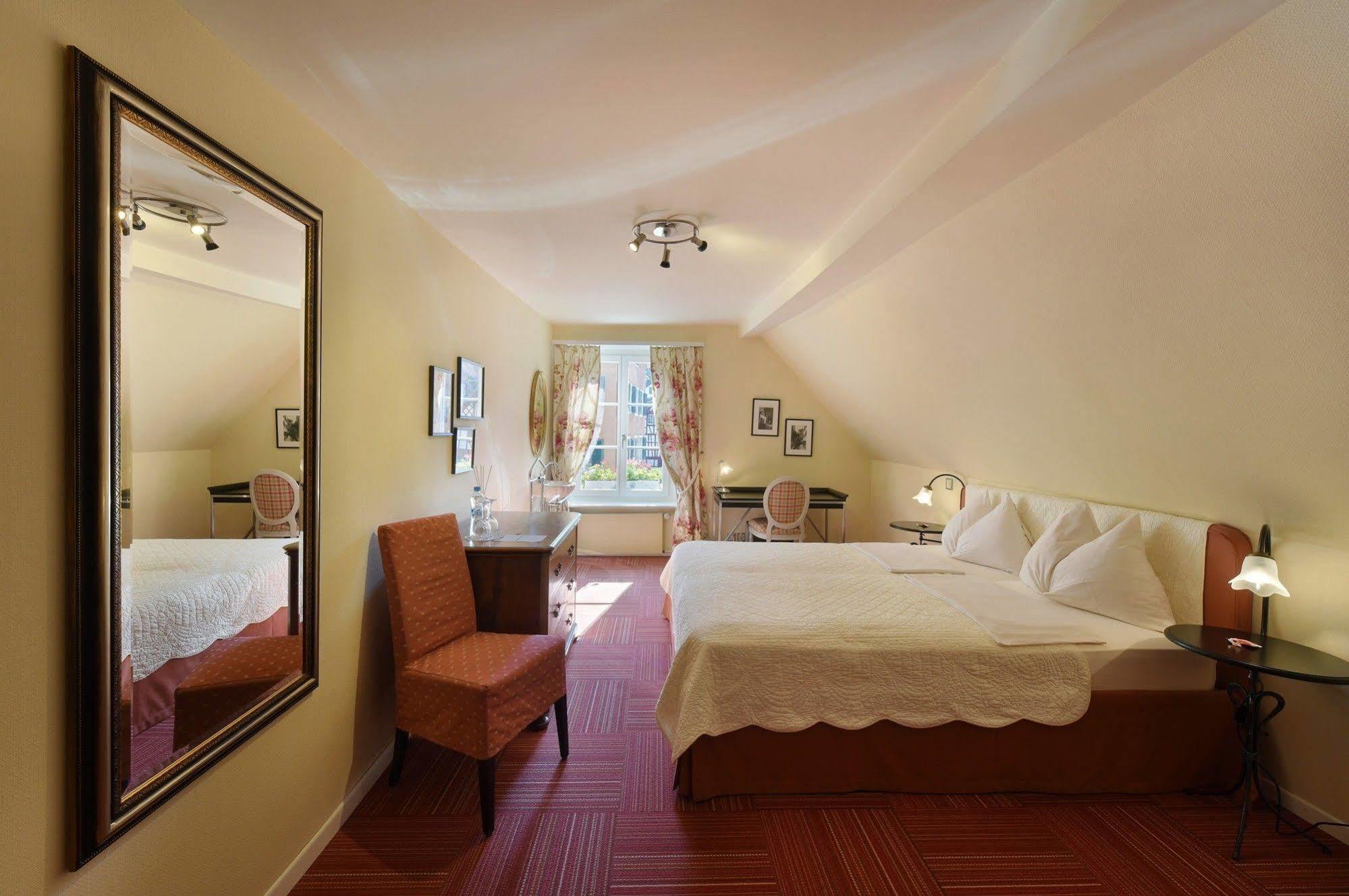 Romantik Hotel Schwan Horgen Dış mekan fotoğraf